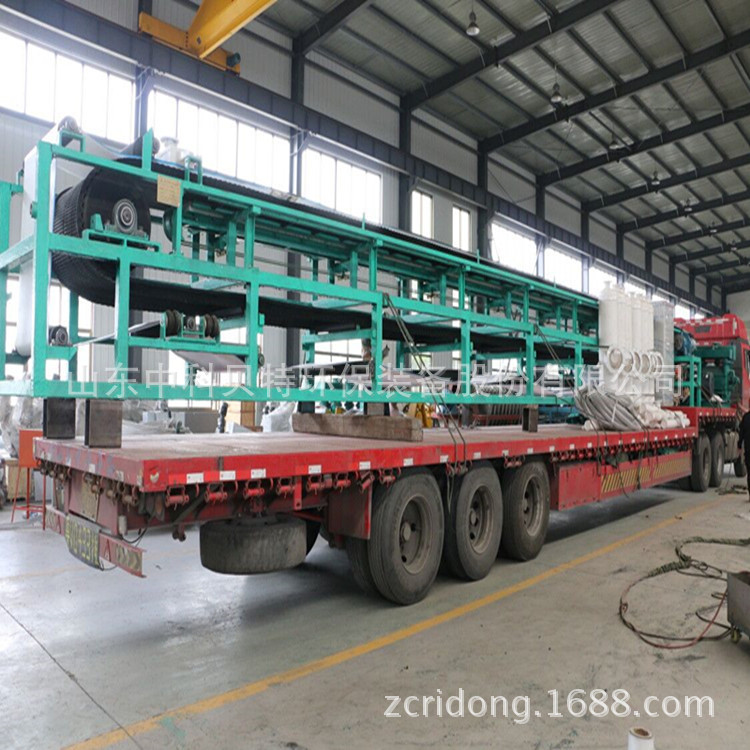 香蕉视频免费下载真空皮带脱水机烟气脱硫石膏脱水设备发往四川